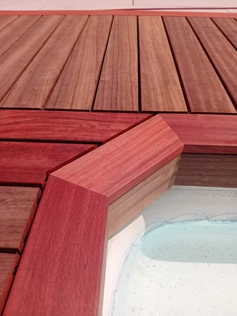 Installateur de terrasse, bardage bois et gazon synthétique